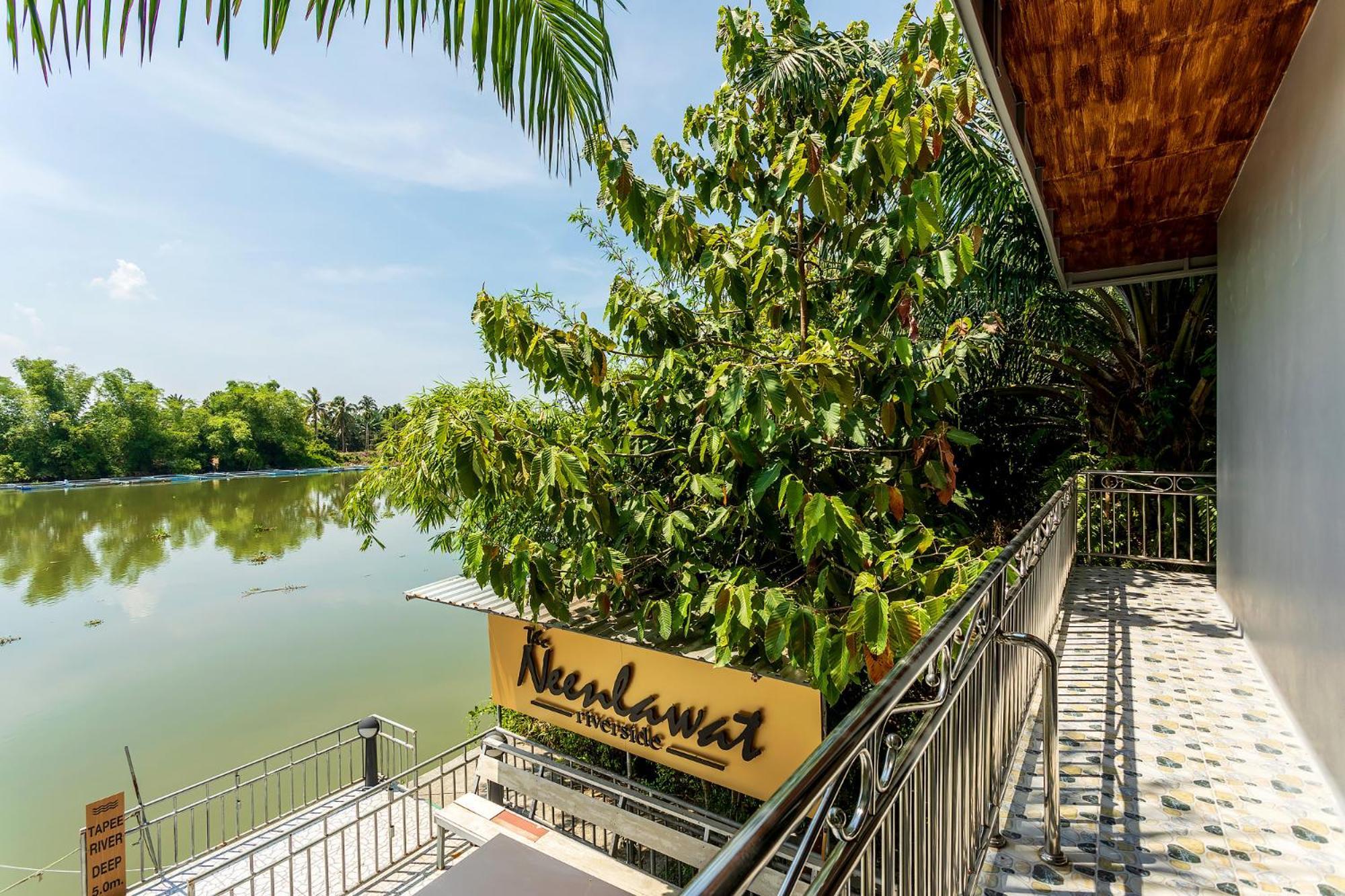 Neenlawat Riverside Сураттхани Экстерьер фото